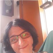 Diplomata, dopo lungo soggiorno nel Regno Unito, posso aiutare per i compiti o ripetizioni bambini fino alla 2 media inferiore, in tutti gli aspetti della lingua, dall'orale alla grammatica